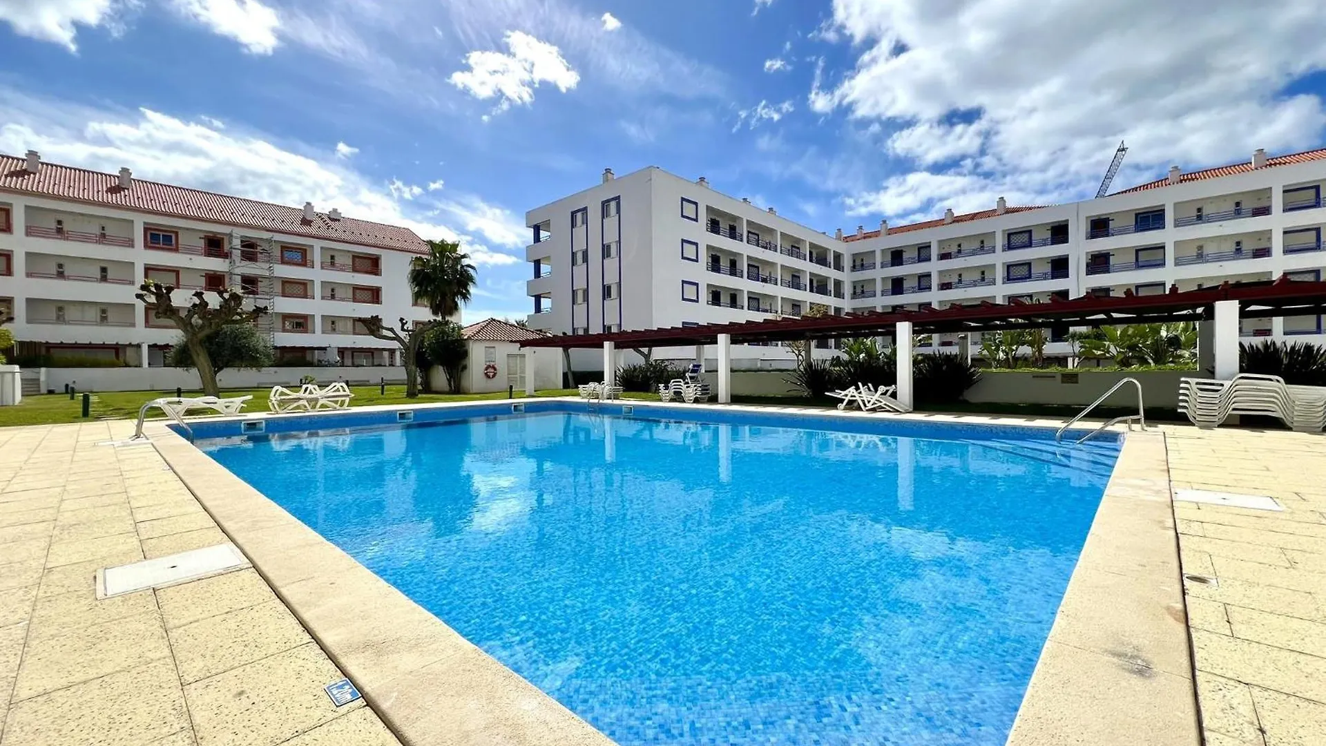 Apartment Vilamoura Marina Charming With Pool By Homing Portugal